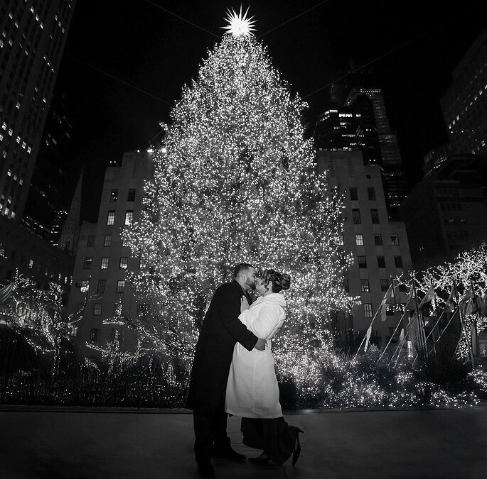 Rockefeller Center Holiday Engagement Session: A Magical NYC Experience with Patken