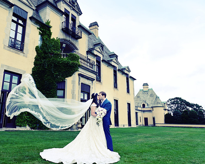 Wedding Photography Trends 2026: Candid, Documentary, Editing & More