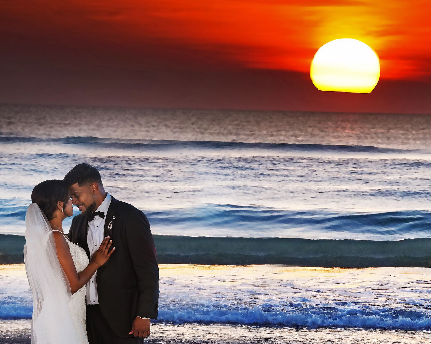 Bride & Groom Sunset Portrait | Playa del Carmen | Patken Photographer Destination wedding photographer capturing a bride and groom sunset portrait in Playa del Carmen, Mexico