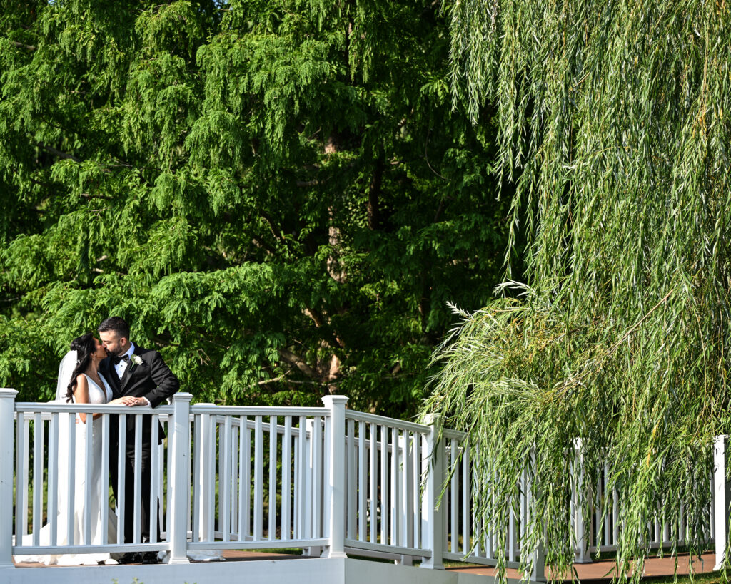 Outdoor cocktail hour overlooking gardens at Flowerfield St. James